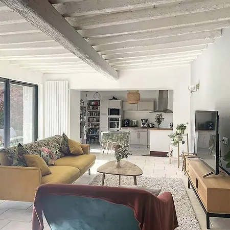 Charme & Cosy A מלון Vourles